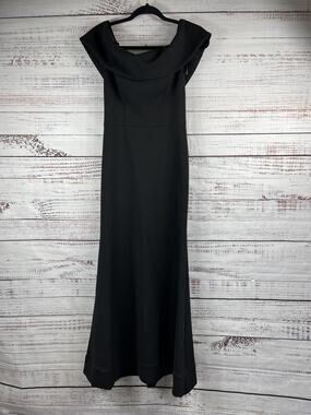 Betsy & Adam Dress Women's 6 Black Off Shoulder Cowl Neck Evening Gown Made USA